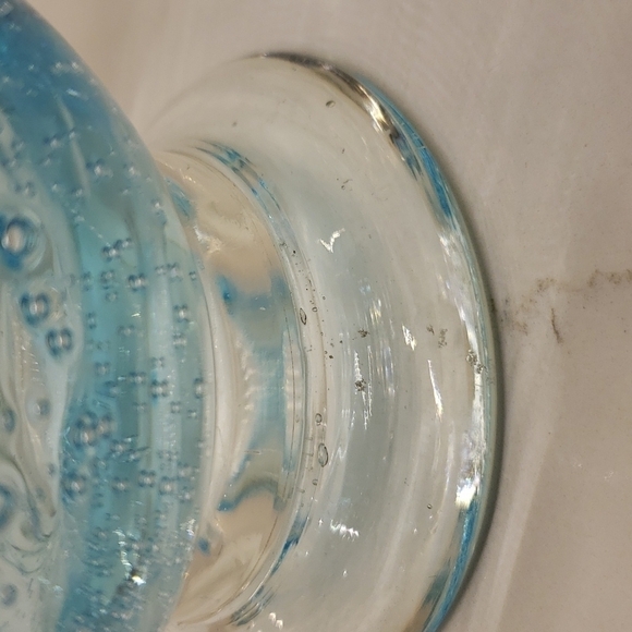 𝅺large glass vase light blue bubbles 10"h x 6"diam. - Picture 7 of 10